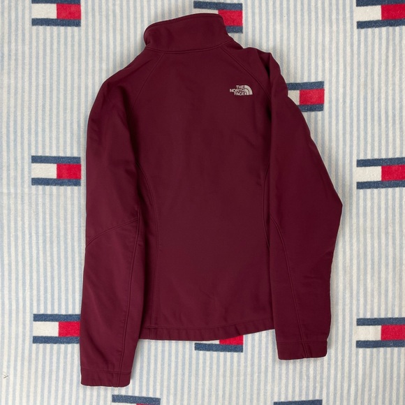 The North Face soft shell jacket - Picture 2 of 8